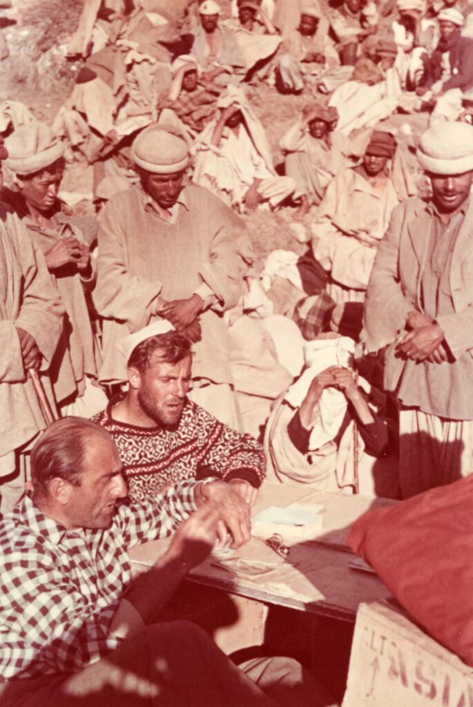 Porters on the K2´s first ascent in 1954