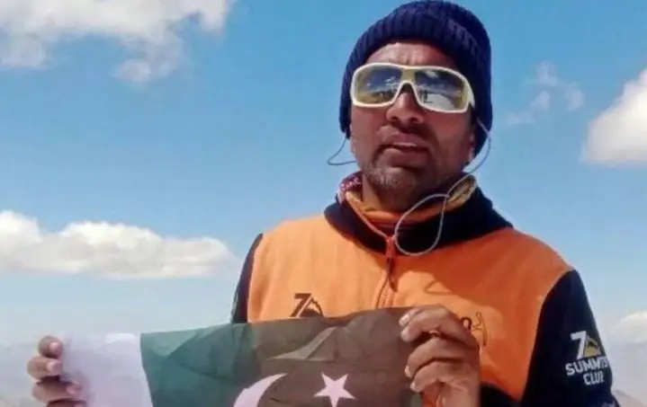 recues and deaths in karakoram mountains